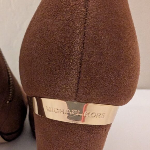 Michael Kors Zip Up Booties With Gold Hardware - Women Sz 7.5M - Picture 5 of 7